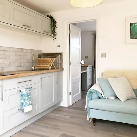 Holiday home The Cuckoo's Nest - A Romantic & Peaceful Hideaway *